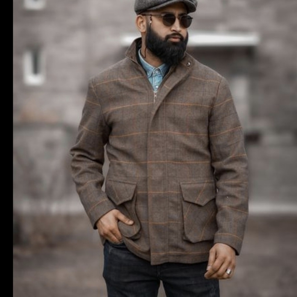 Brown Military Field Jacket with Casual Style and Relaxed Fit